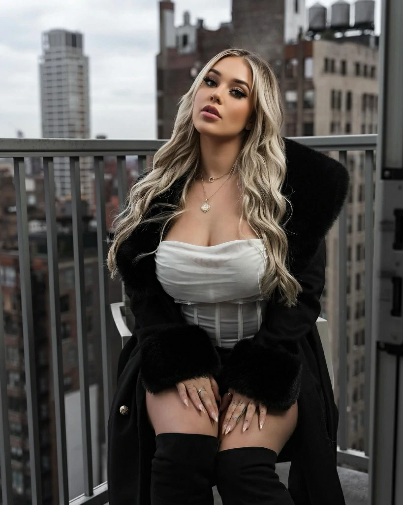 Who is Kali Roses, Bio, OnlyFan, Age, Height, Net Worth, Family, & Body  Measurement