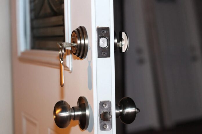 Experience the Future of Living with Savvy and Computerized Doors