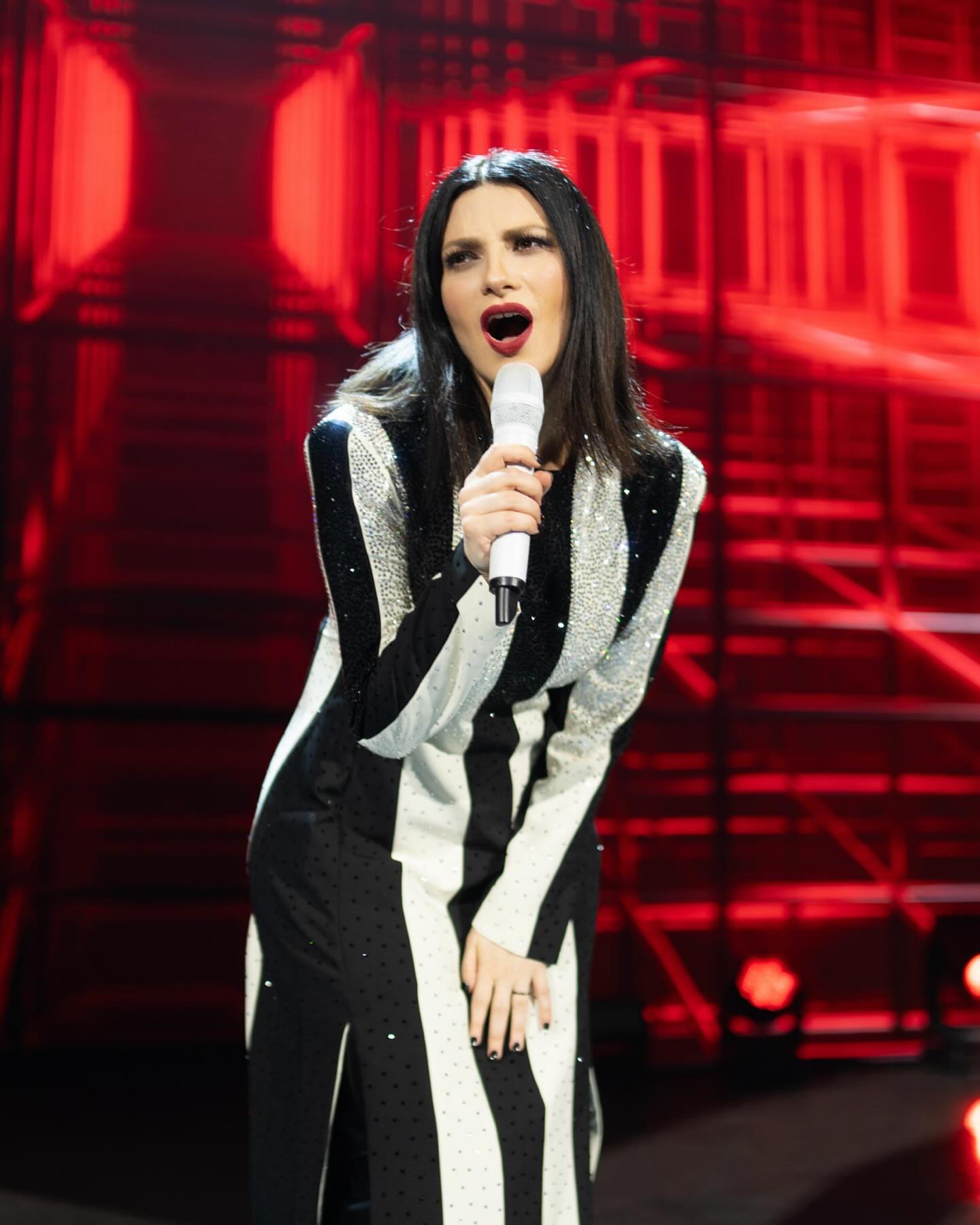 Laura Pausini Biography, Age, Height, Career, Family and Net Worth