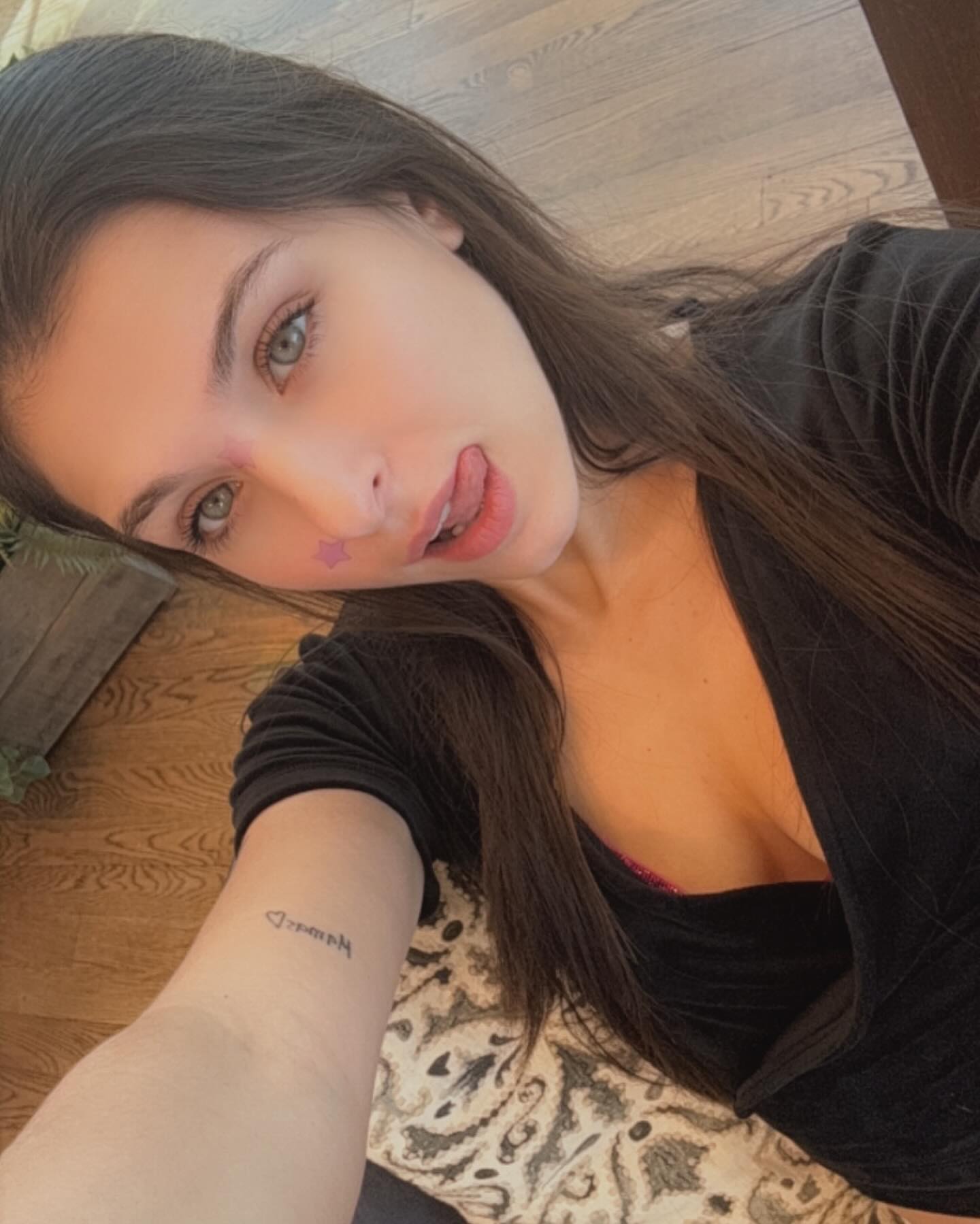 Who is Leah Gotti? Age Biography, Early Life, Career, and Net Worth
