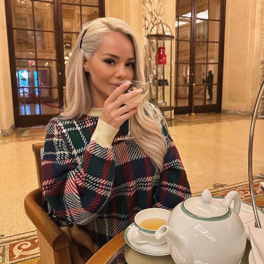 Who is Elsa Jean? Age/Wiki, Height, Career, Family, and Net Worth