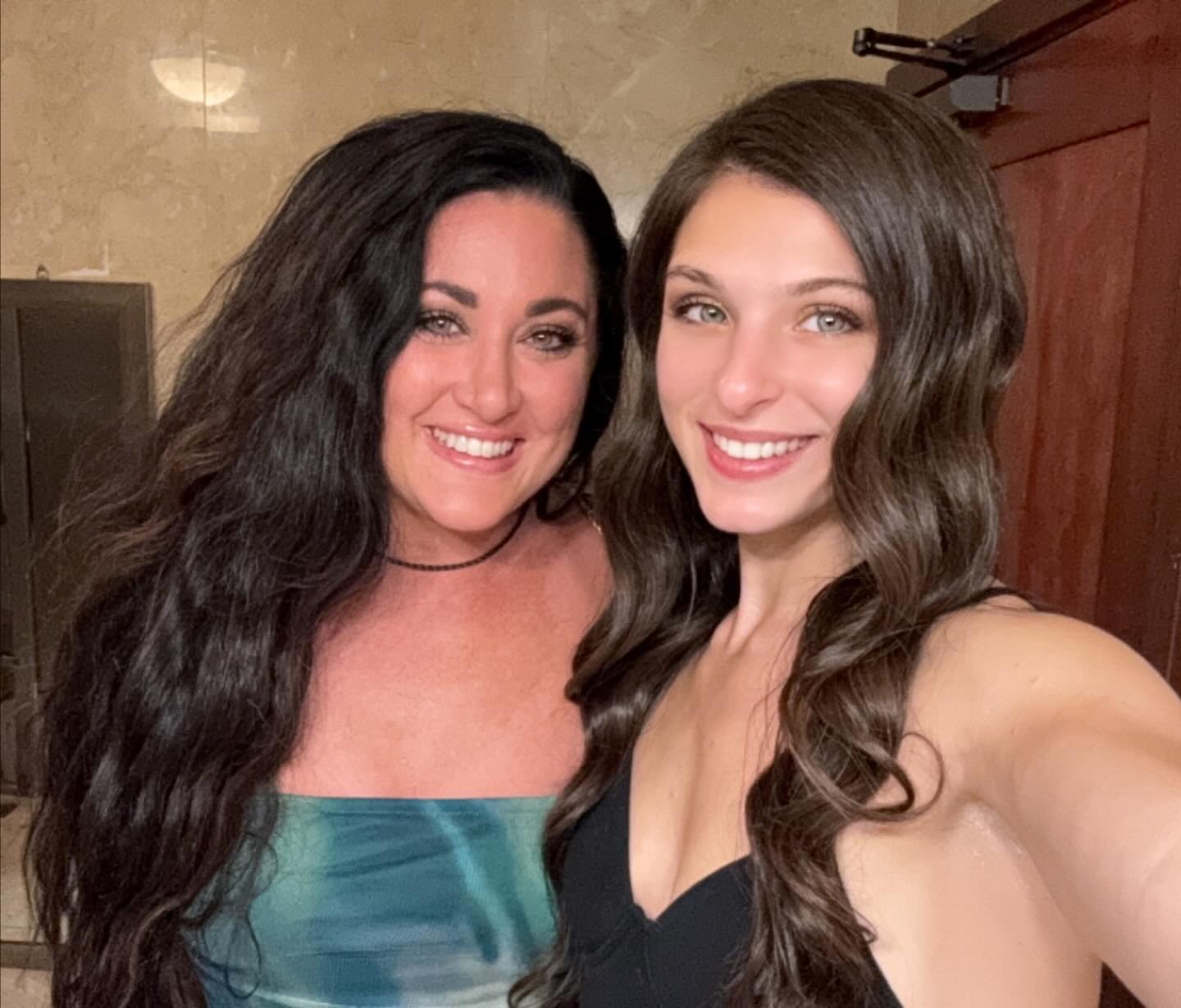 Who is Leah Gotti? Age Biography, Early Life, Career, and Net Worth