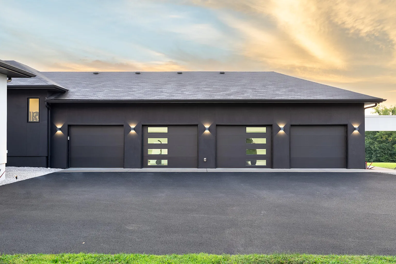Luxury Estate in Springfield, MO: A Private Oasis at 6298 E Summit View Drive