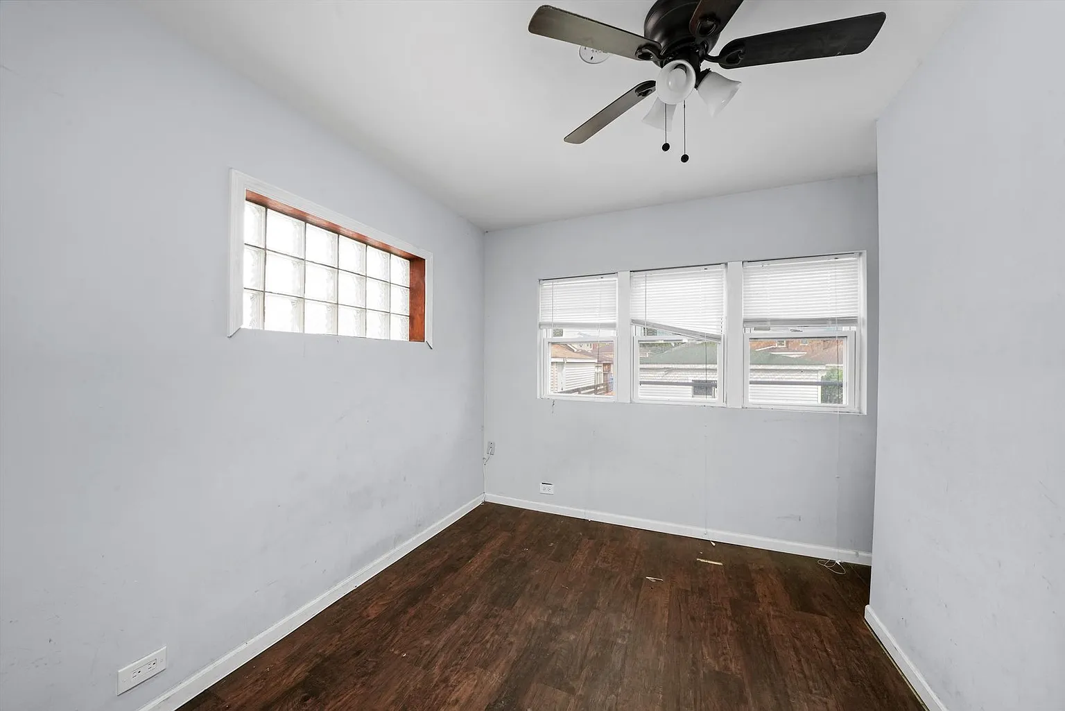 harming All-Brick Georgian Home in Avalon Park | Chicago, IL