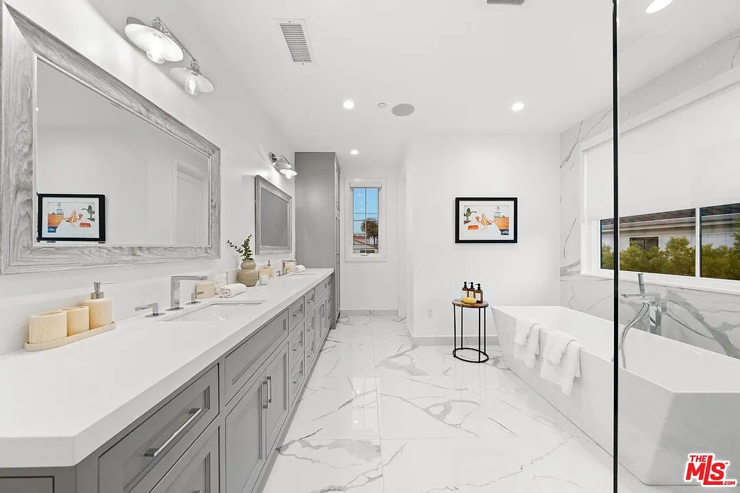 Modern Farmhouse Gem in North of Montana, Santa Monica - 810 San Vicente Blvd
