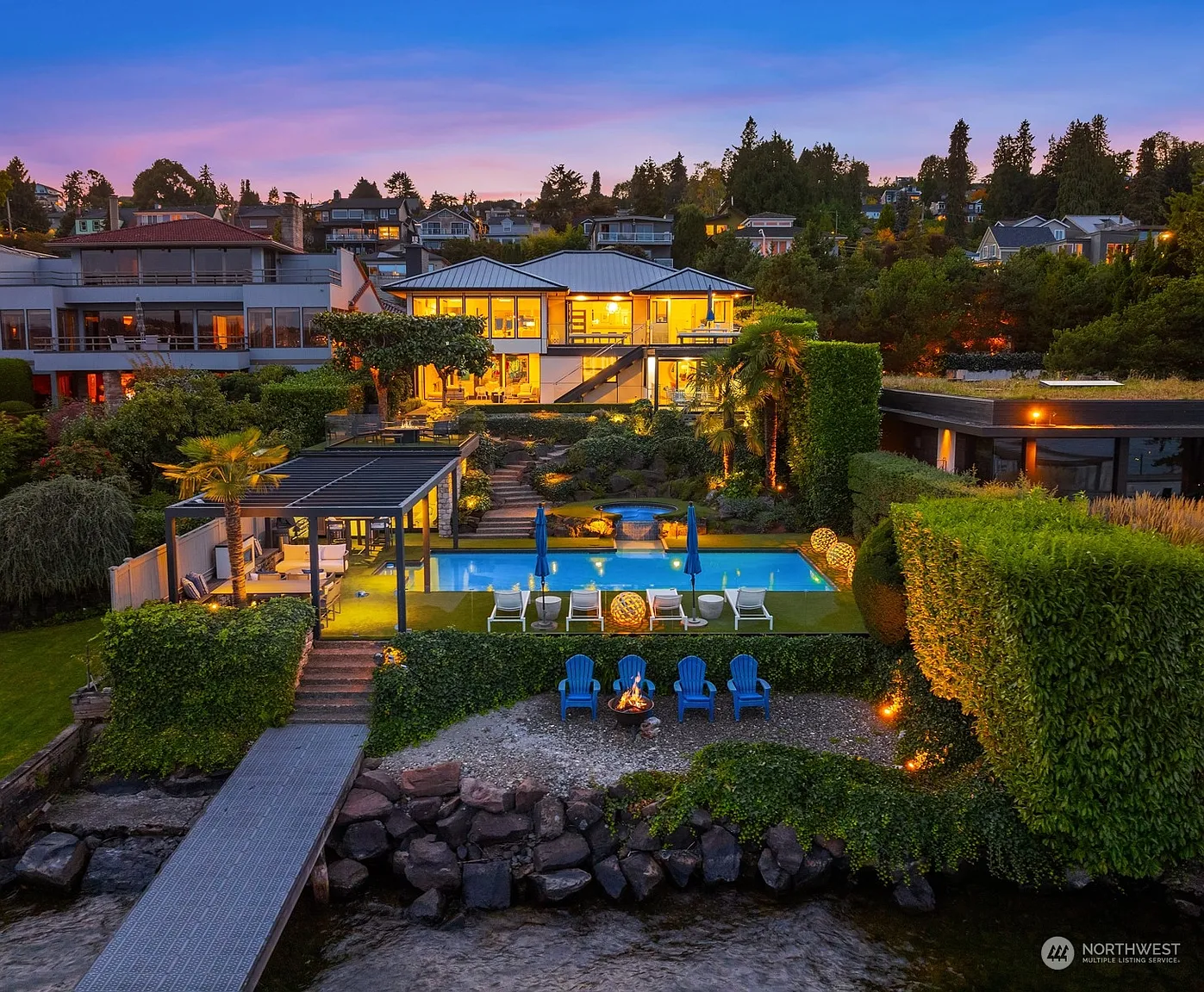 Luxury Lakeside Living in Seattle: 808 Lakeside Avenue S, A Modern Retreat with Stunning Views