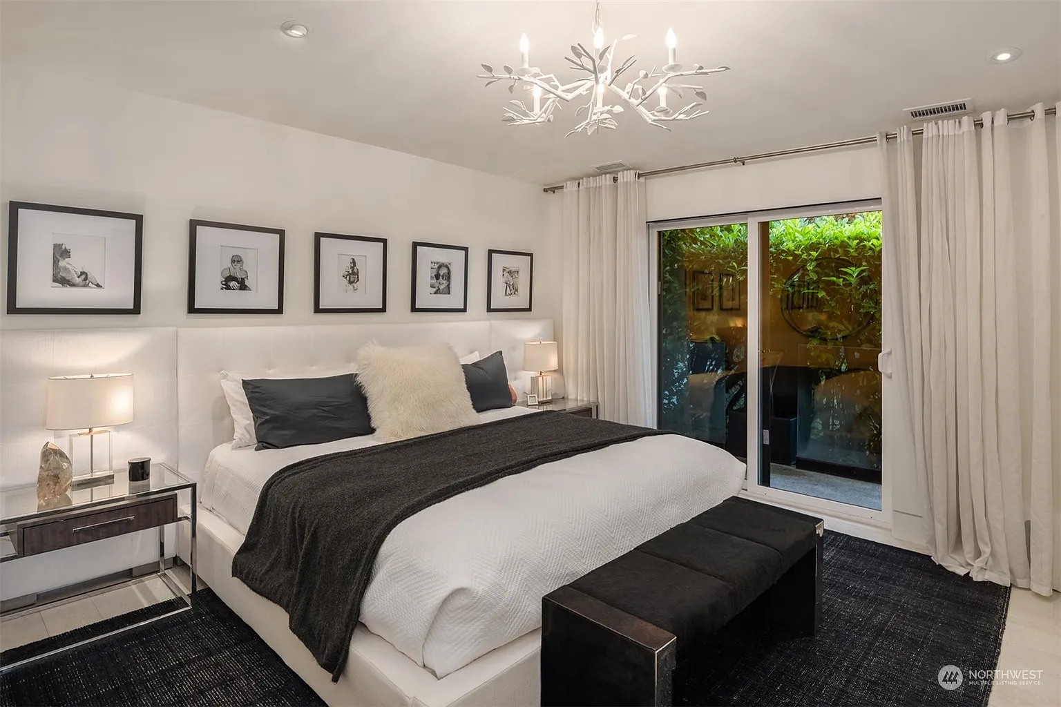 Luxury Lakeside Living in Seattle: 808 Lakeside Avenue S, A Modern Retreat with Stunning Views