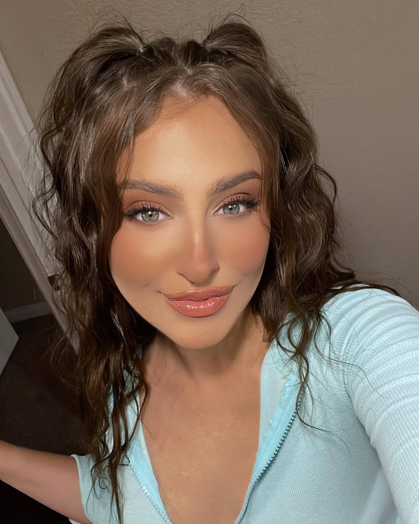 Aubree Valentine Bio/Wiki, Age, Height, Career, family, and Net Worth