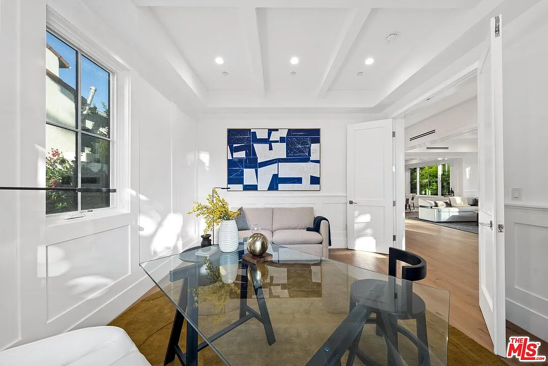 Modern Farmhouse Gem in North of Montana, Santa Monica - 810 San Vicente Blvd