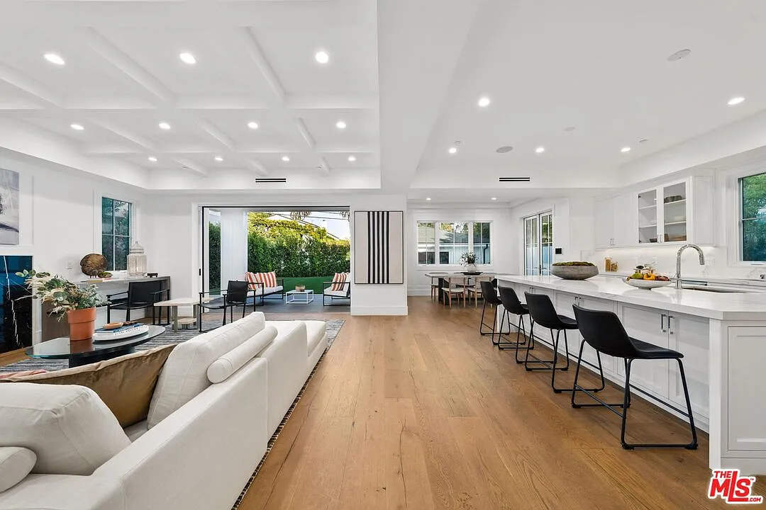 Modern Farmhouse Gem in North of Montana, Santa Monica - 810 San Vicente Blvd