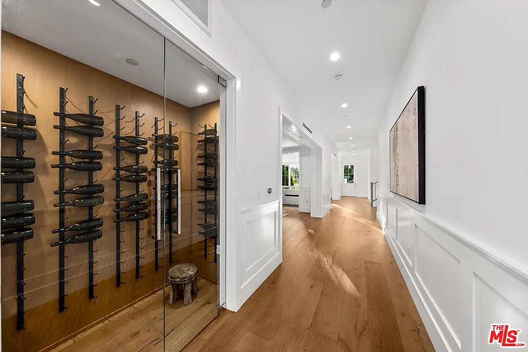 Modern Farmhouse Gem in North of Montana, Santa Monica - 810 San Vicente Blvd