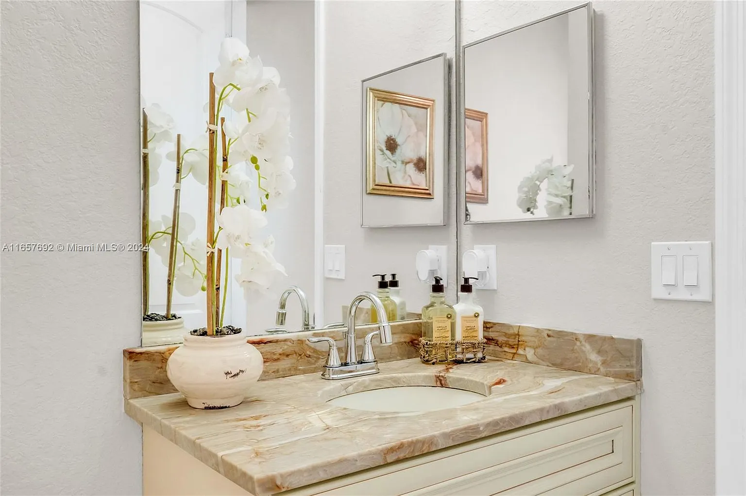 Discover Luxury Living in Miami: An Exquisite Estate at 13137 SW 190th St