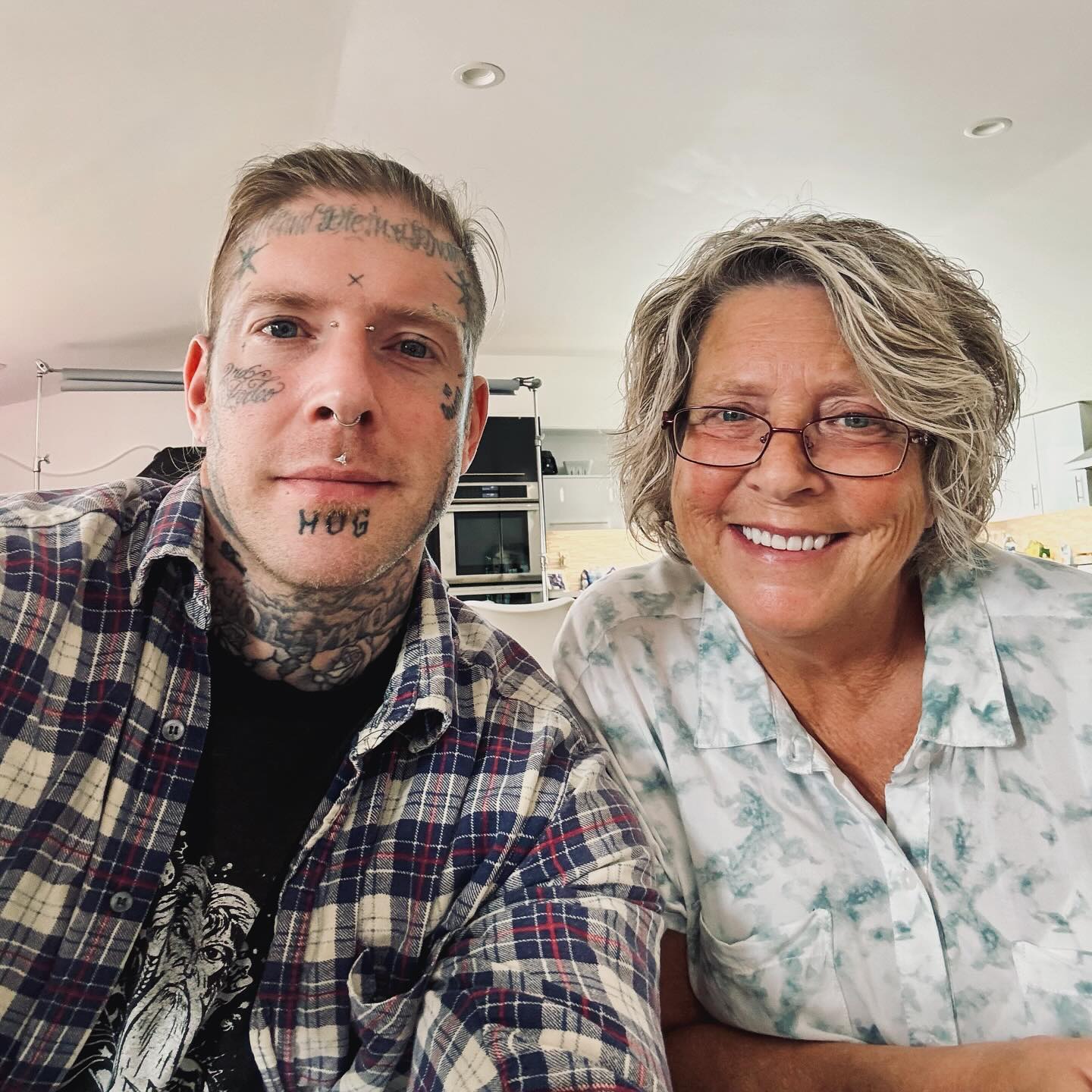 Tom MacDonald Biography and Net Worth: Rapper, Songwriter, and Independent Music Icon