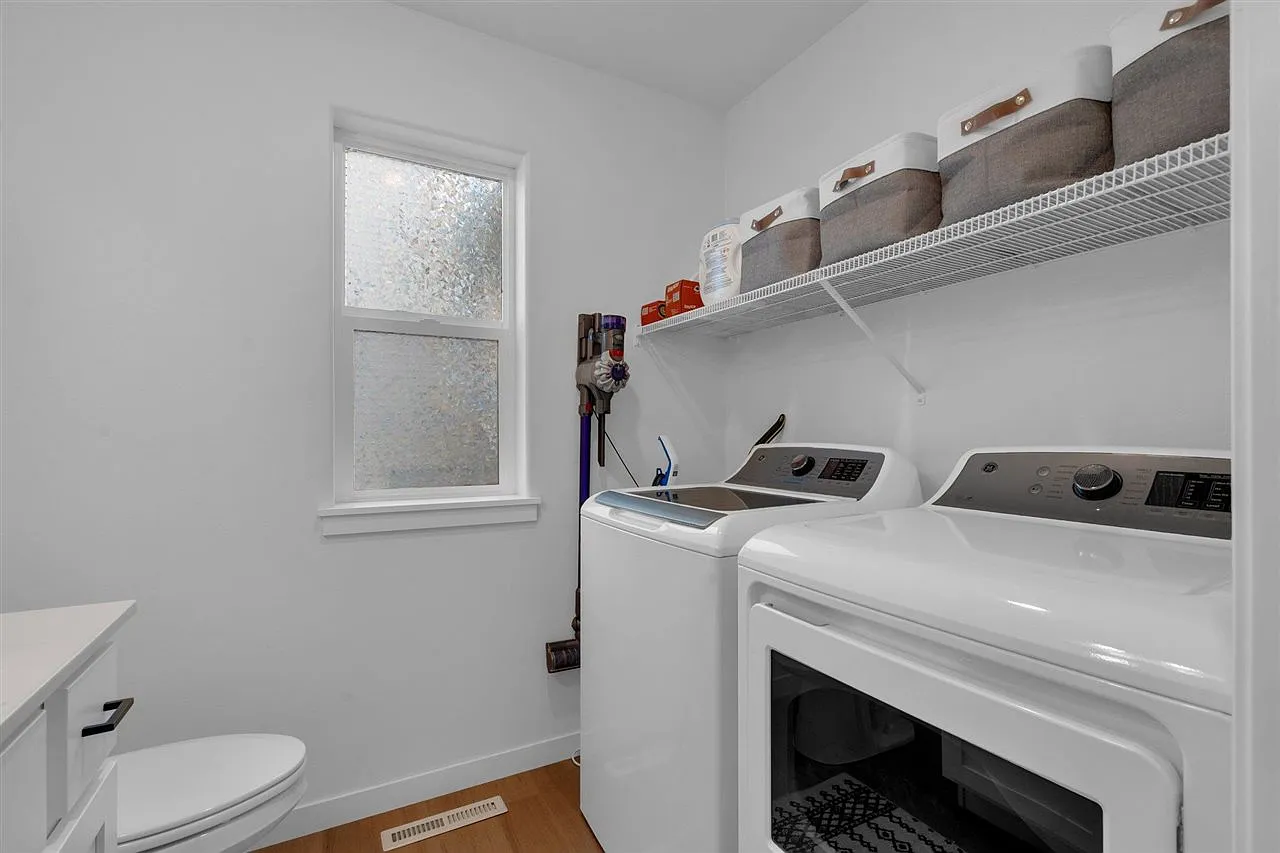 Stunning 2022-Built Home in Iowa City: 4 Beds, 4 Baths for $429,900