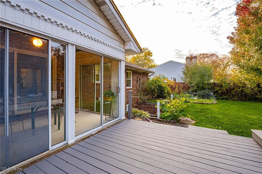 Stunning All-Brick Ranch Home for Sale in Cuyahoga Falls, OH – A Dream Property!
