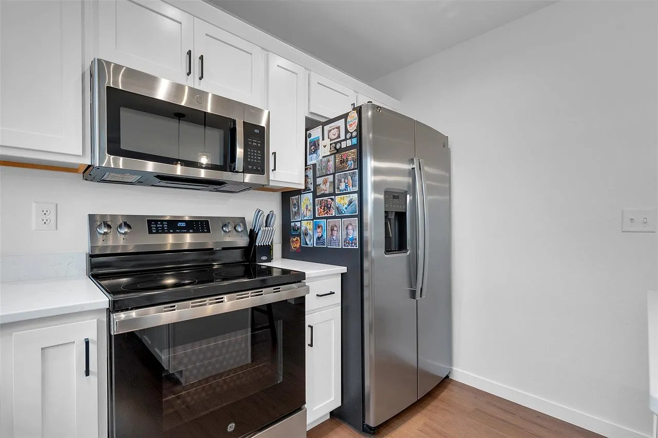 Stunning 2022-Built Home in Iowa City: 4 Beds, 4 Baths for $429,900