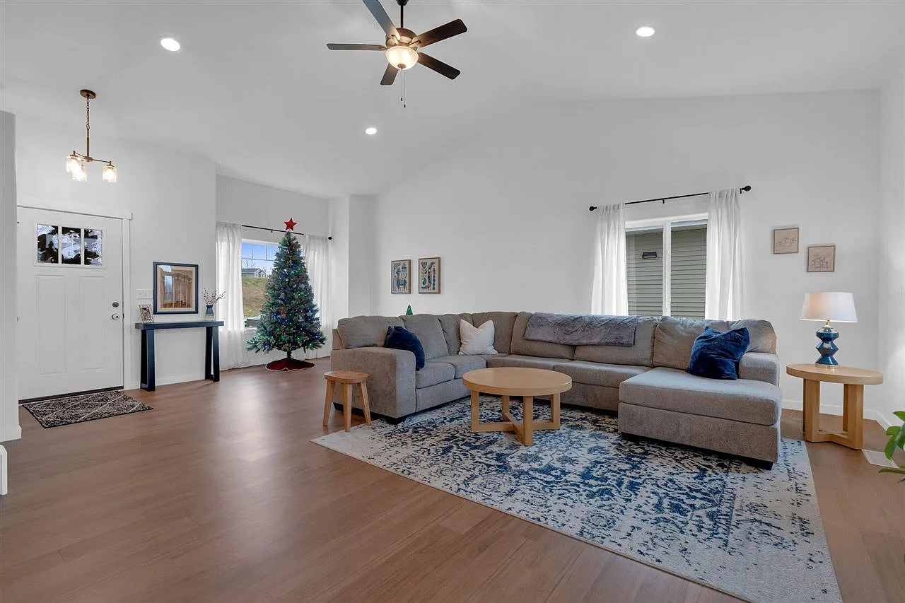 Stunning 2022-Built Home in Iowa City: 4 Beds, 4 Baths for $429,900