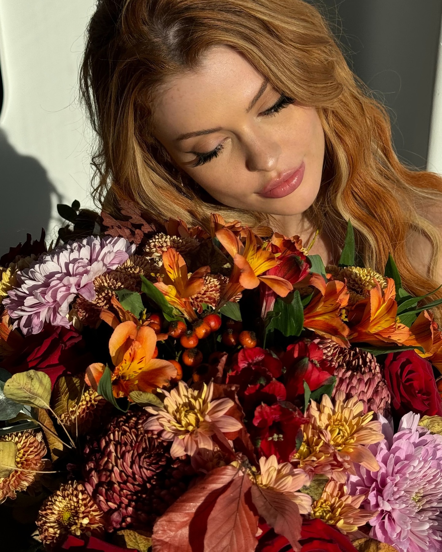 Elly Clutch Biography: Age, Family, Career Achievements, Net Worth, and More