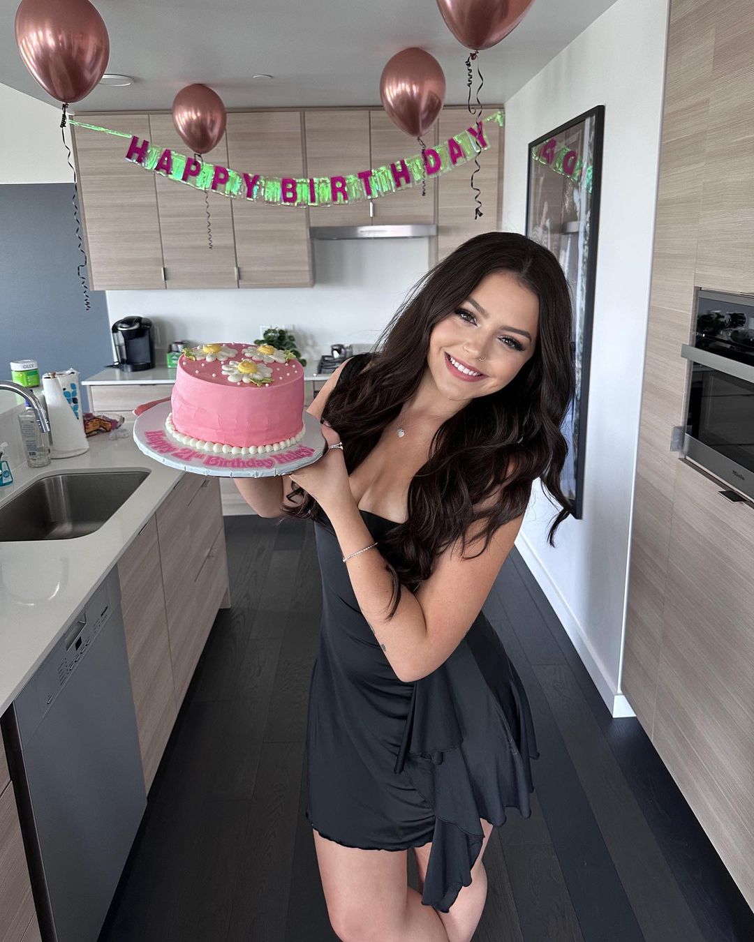 Instagram Star Hazey Haley: Bio/Age, Family, Career Achievements, and Net Worth